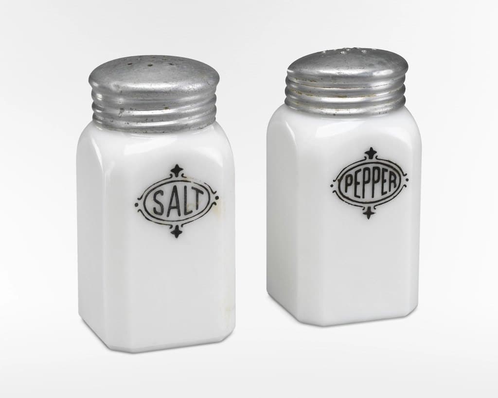 Heritage Salt & Pepper Set